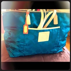 Official Coach Tote/Shoulder Purse